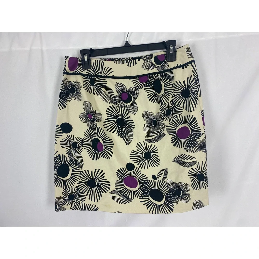 Geoffrey Beene‎ Sport Floral Skirt Size 6 Cream Black Purple Cotton Stretch Mini